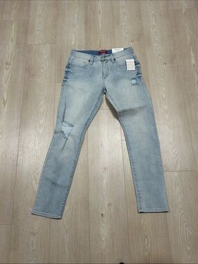 Light Blue Distressed Women's Jeans